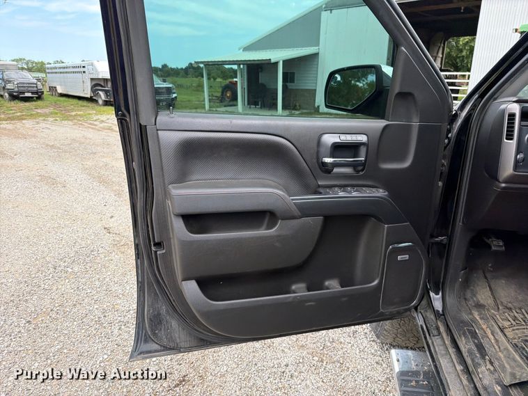 image for item EO8682 2014 GMC Sierra 1500 SLT Crew Cab pickup truck