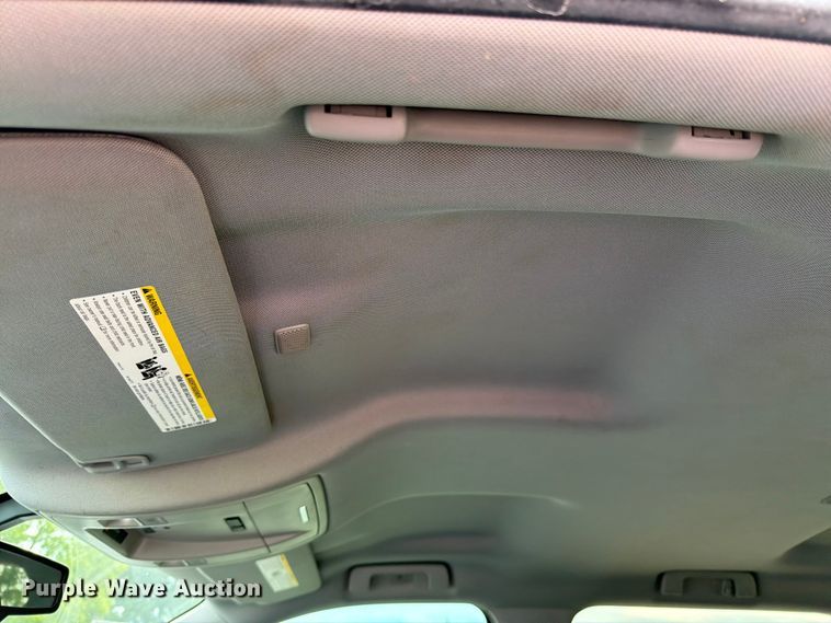 image for item EO8682 2014 GMC Sierra 1500 SLT Crew Cab pickup truck