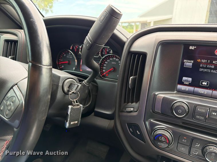 image for item EO8682 2014 GMC Sierra 1500 SLT Crew Cab pickup truck