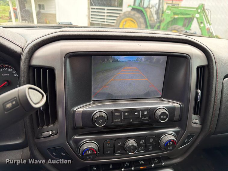 image for item EO8682 2014 GMC Sierra 1500 SLT Crew Cab pickup truck