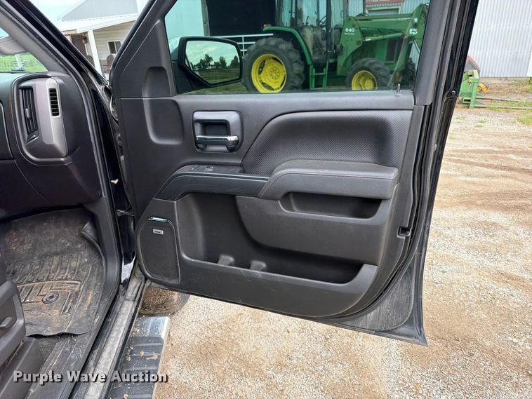 image for item EO8682 2014 GMC Sierra 1500 SLT Crew Cab pickup truck