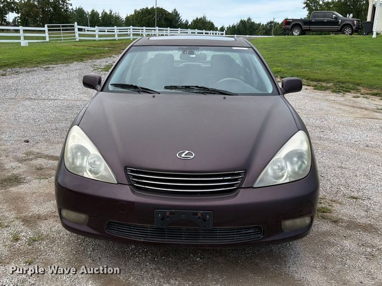 image for item EO8683 2002 Lexus 300ES 