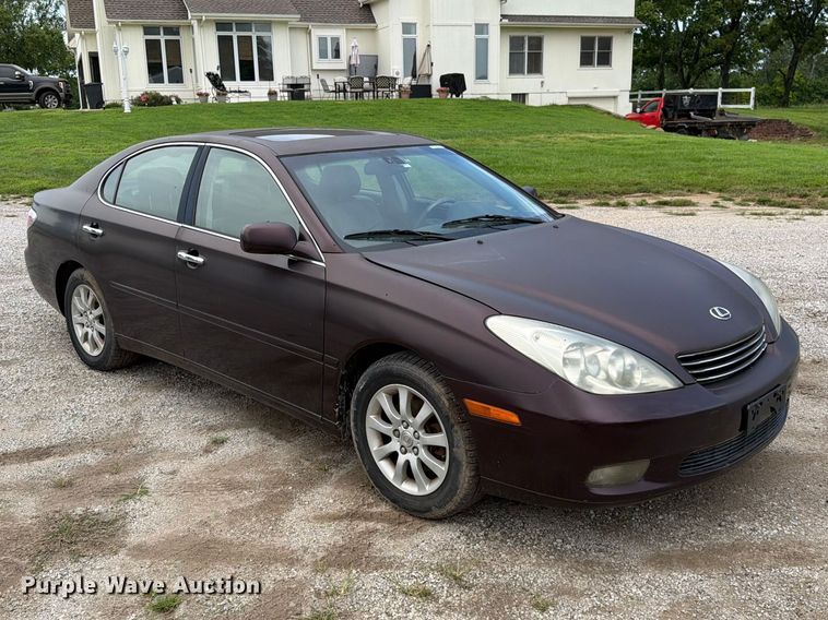 image for item EO8683 2002 Lexus 300ES 