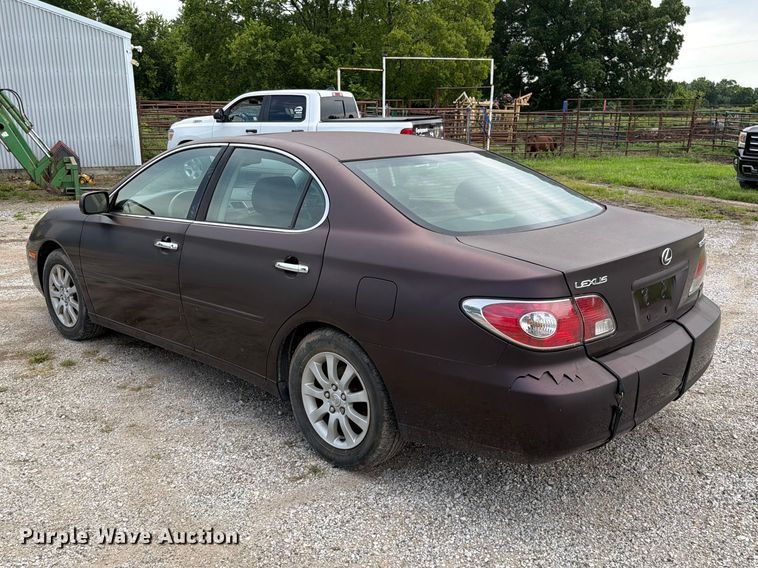 image for item EO8683 2002 Lexus 300ES 
