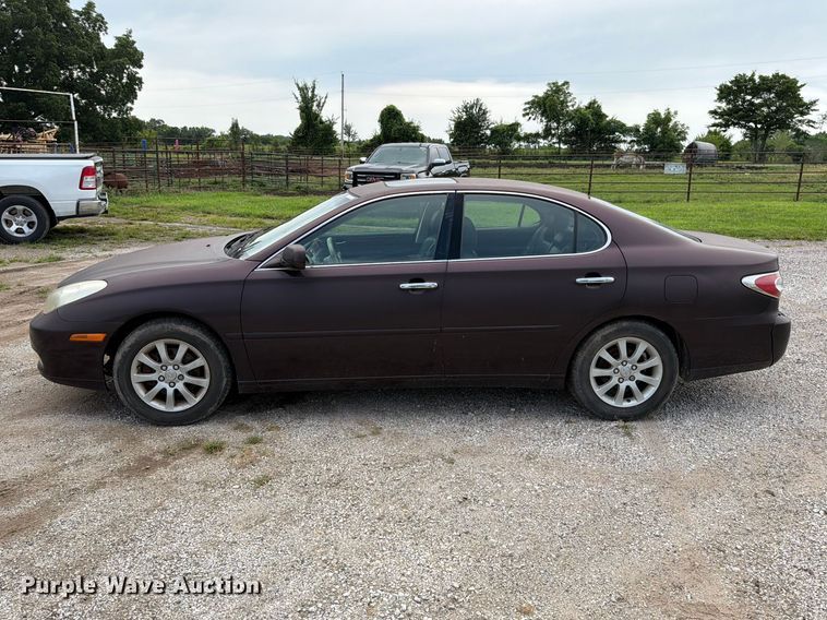 image for item EO8683 2002 Lexus 300ES 