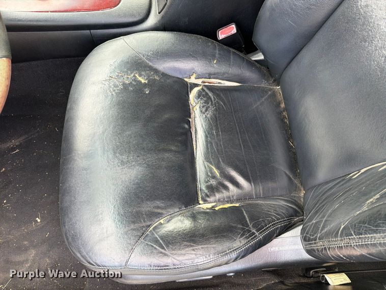 image for item EO8683 2002 Lexus 300ES 