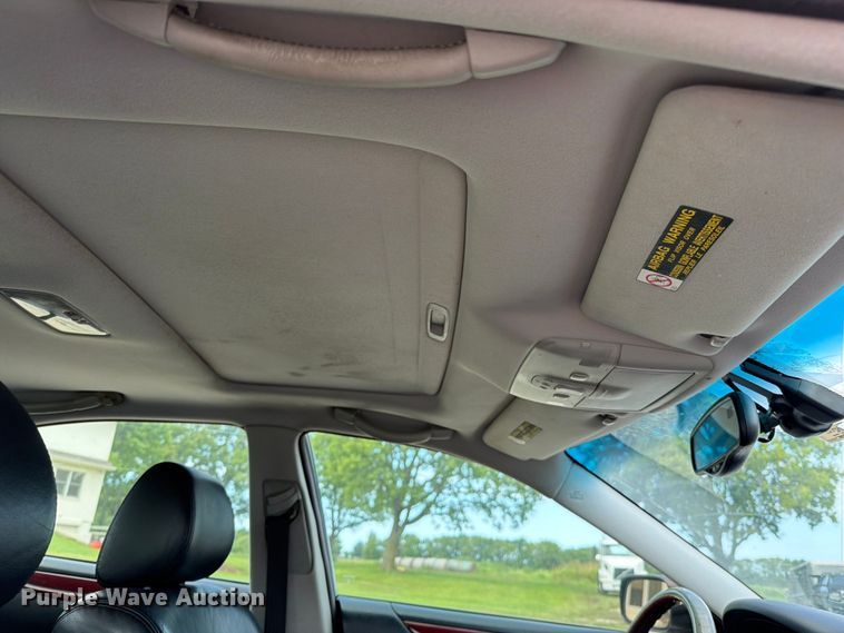image for item EO8683 2002 Lexus 300ES 