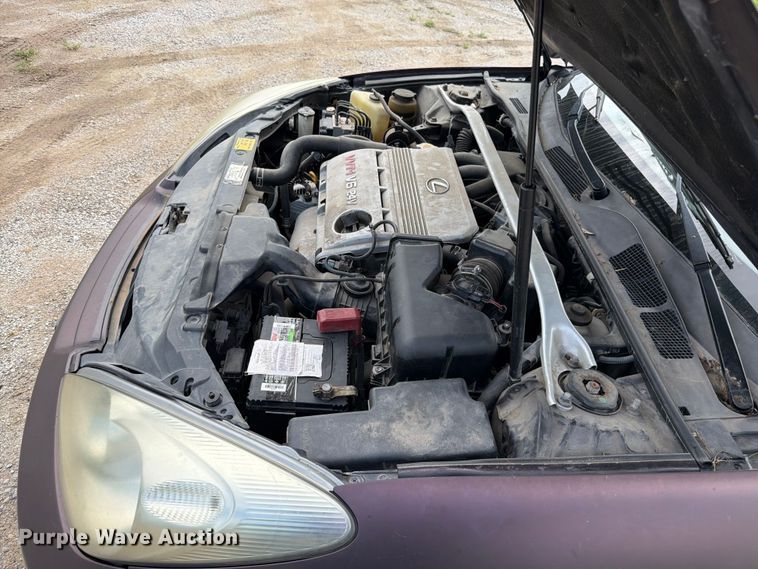image for item EO8683 2002 Lexus 300ES 