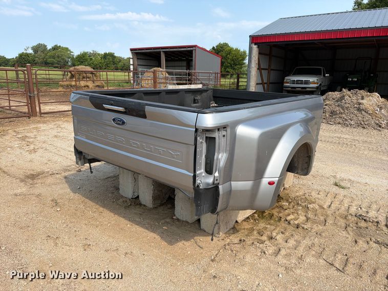 image for item EO8689 Ford pickup truck bed