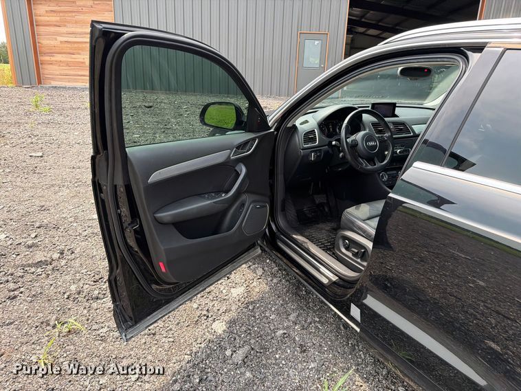 image for item EO8695 2015 Audi Q3 Quattro Prestige SUV