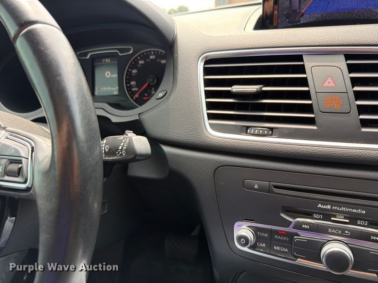 image for item EO8695 2015 Audi Q3 Quattro Prestige SUV