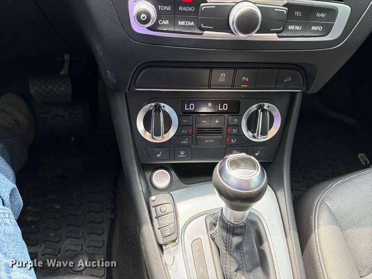 image for item EO8695 2015 Audi Q3 Quattro Prestige SUV