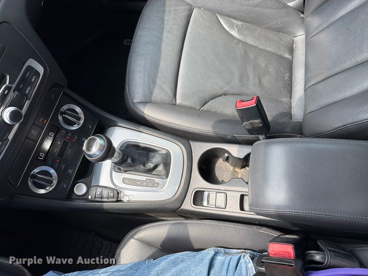 image for item EO8695 2015 Audi Q3 Quattro Prestige SUV