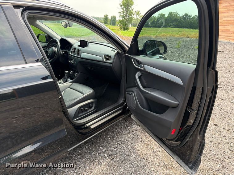 image for item EO8695 2015 Audi Q3 Quattro Prestige SUV