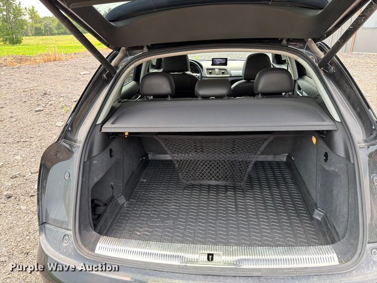 image for item EO8695 2015 Audi Q3 Quattro Prestige SUV