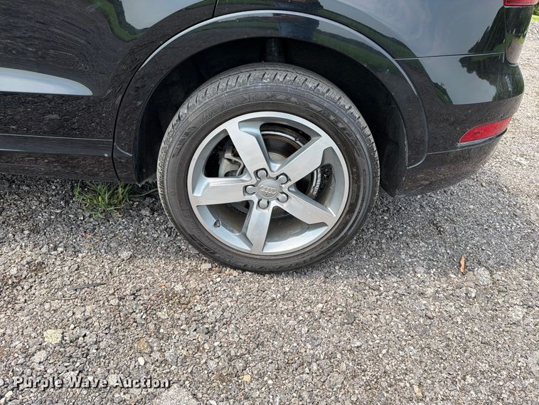 image for item EO8695 2015 Audi Q3 Quattro Prestige SUV