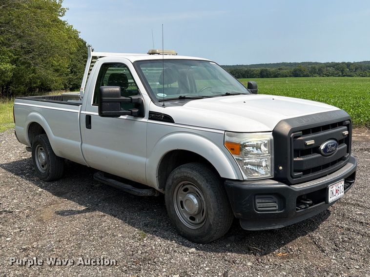 image for item EO8696 2012 Ford F250 Super Duty XL pickup truck
