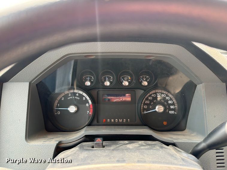 image for item EO8696 2012 Ford F250 Super Duty XL pickup truck