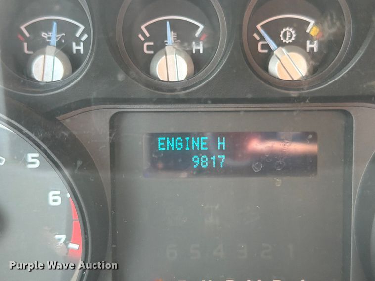 image for item EO8696 2012 Ford F250 Super Duty XL pickup truck
