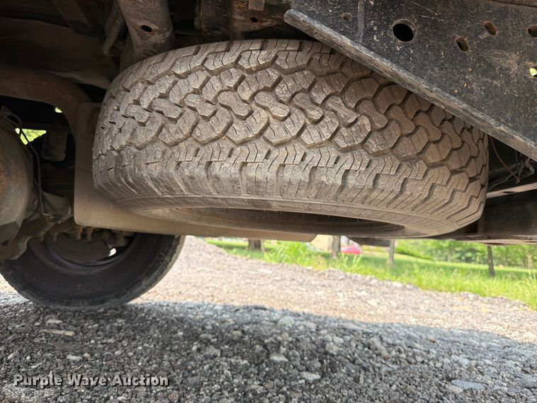 image for item EO8696 2012 Ford F250 Super Duty XL pickup truck