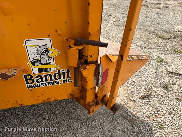 image for item EO8698 2024 Brandit 1590 XP wood chipper