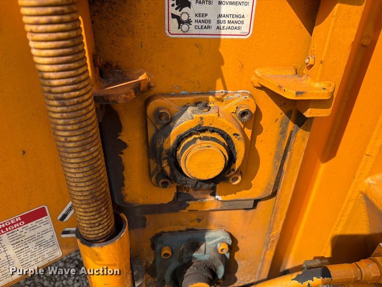 image for item EO8698 2024 Brandit 1590 XP wood chipper