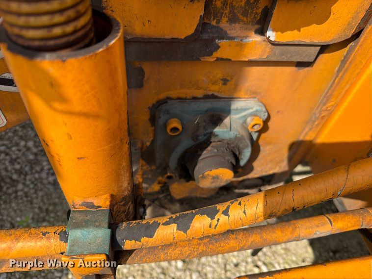 image for item EO8698 2024 Brandit 1590 XP wood chipper