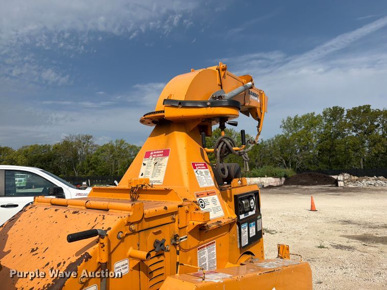image for item EO8698 2024 Brandit 1590 XP wood chipper
