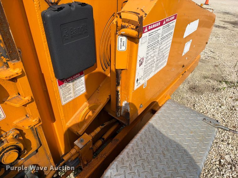 image for item EO8698 2024 Brandit 1590 XP wood chipper