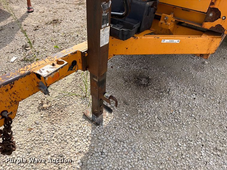 image for item EO8698 2024 Brandit 1590 XP wood chipper