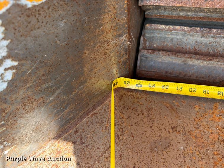 image for item EO8698 2024 Brandit 1590 XP wood chipper