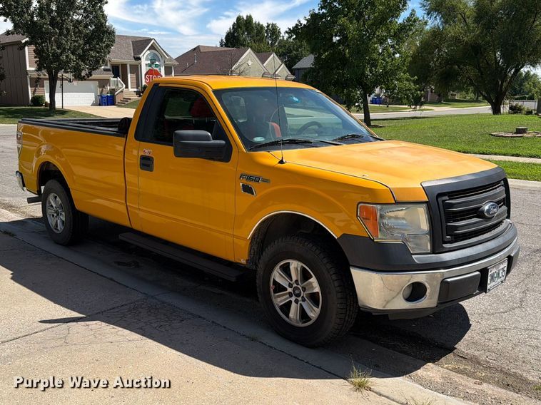 image for item EO8732 2013 Ford F150 XL pickup truck