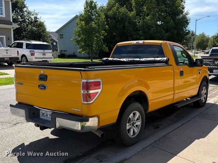 image for item EO8732 2013 Ford F150 XL pickup truck