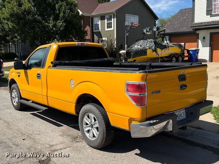 image for item EO8732 2013 Ford F150 XL pickup truck