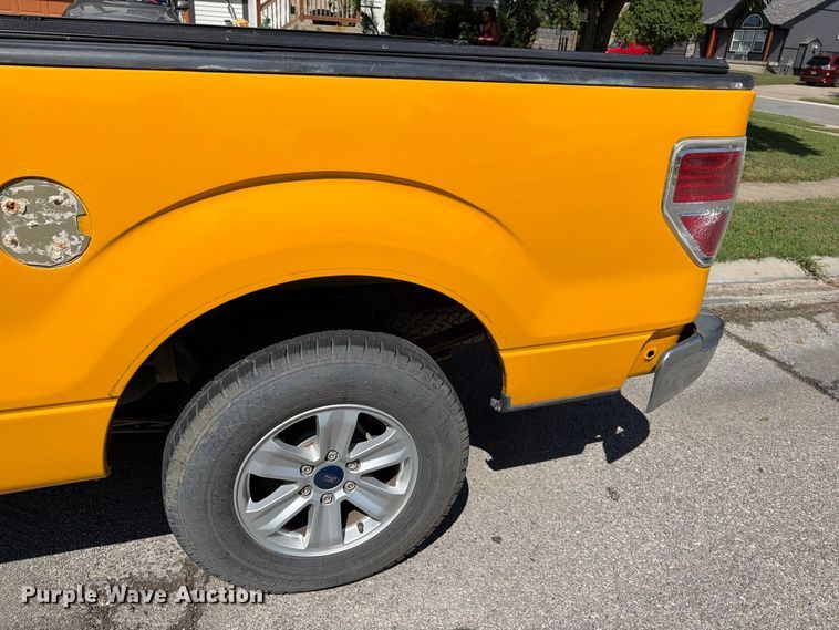 image for item EO8732 2013 Ford F150 XL pickup truck
