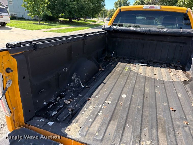 image for item EO8732 2013 Ford F150 XL pickup truck