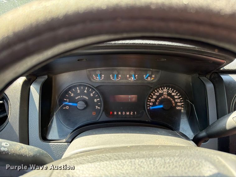 image for item EO8732 2013 Ford F150 XL pickup truck