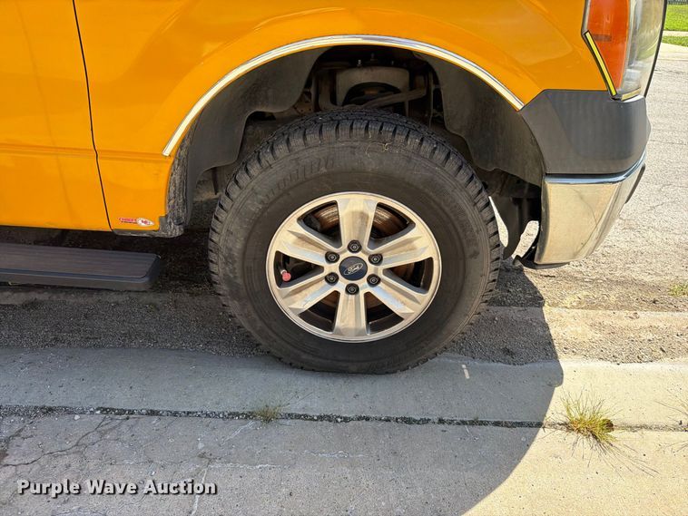image for item EO8732 2013 Ford F150 XL pickup truck