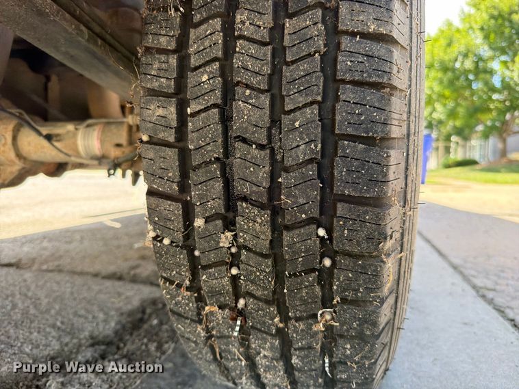 image for item EO8732 2013 Ford F150 XL pickup truck