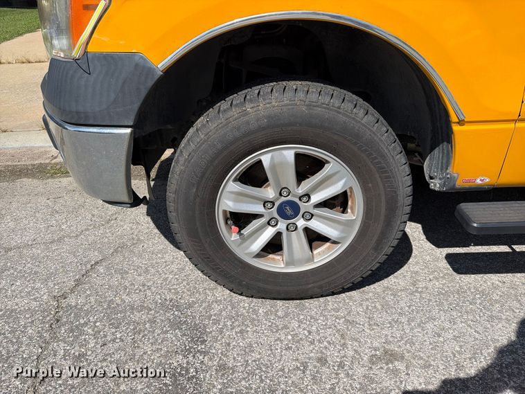 image for item EO8732 2013 Ford F150 XL pickup truck