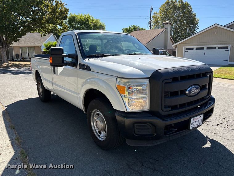 image for item EP3021 2015 Ford F250 Super Duty pickup truck