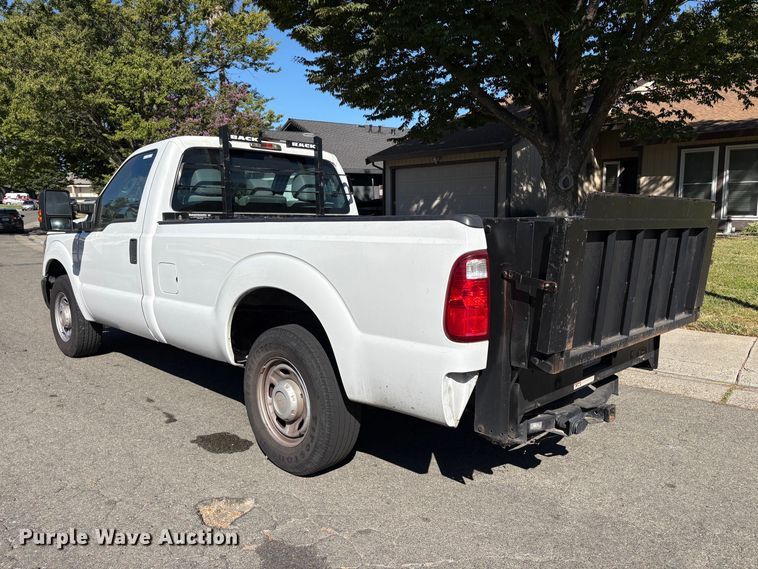 image for item EP3021 2015 Ford F250 Super Duty pickup truck