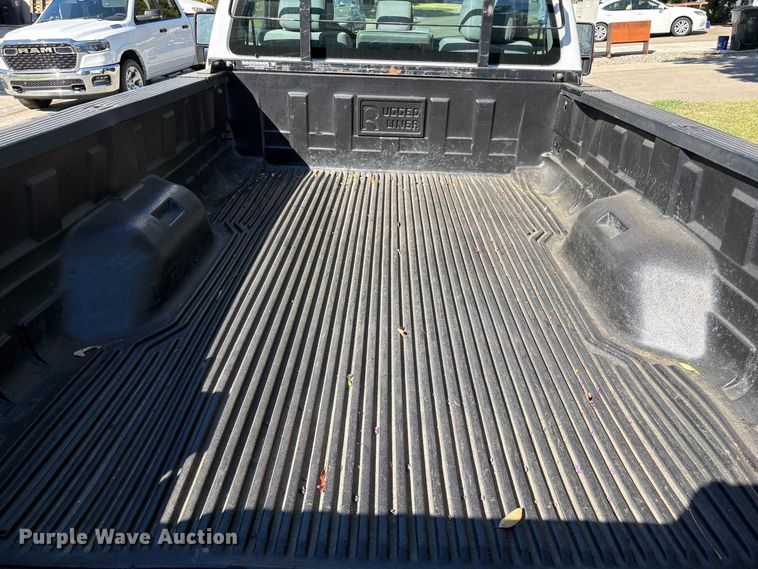 image for item EP3021 2015 Ford F250 Super Duty pickup truck