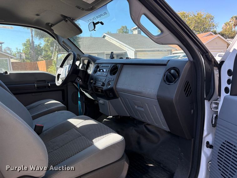 image for item EP3021 2015 Ford F250 Super Duty pickup truck