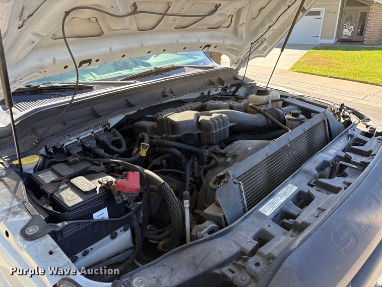 image for item EP3021 2015 Ford F250 Super Duty pickup truck