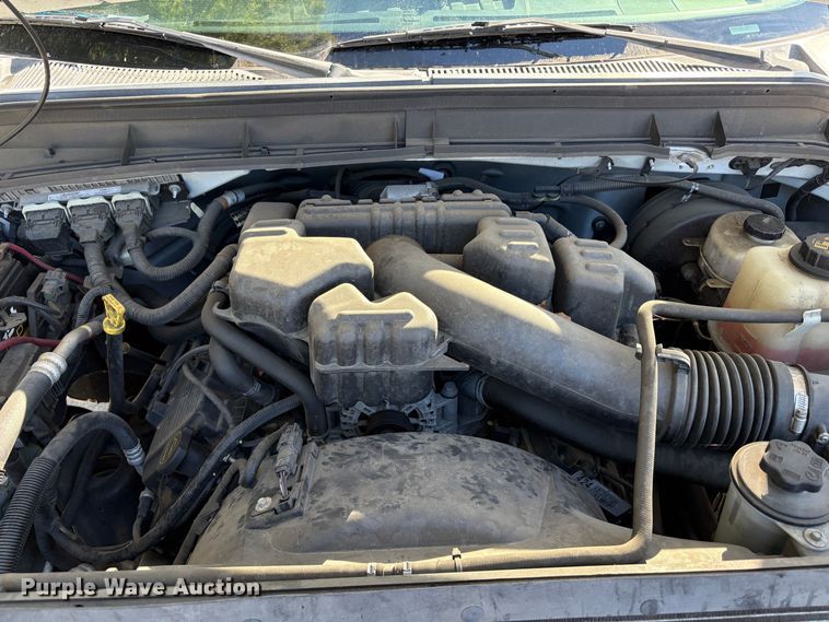 image for item EP3021 2015 Ford F250 Super Duty pickup truck