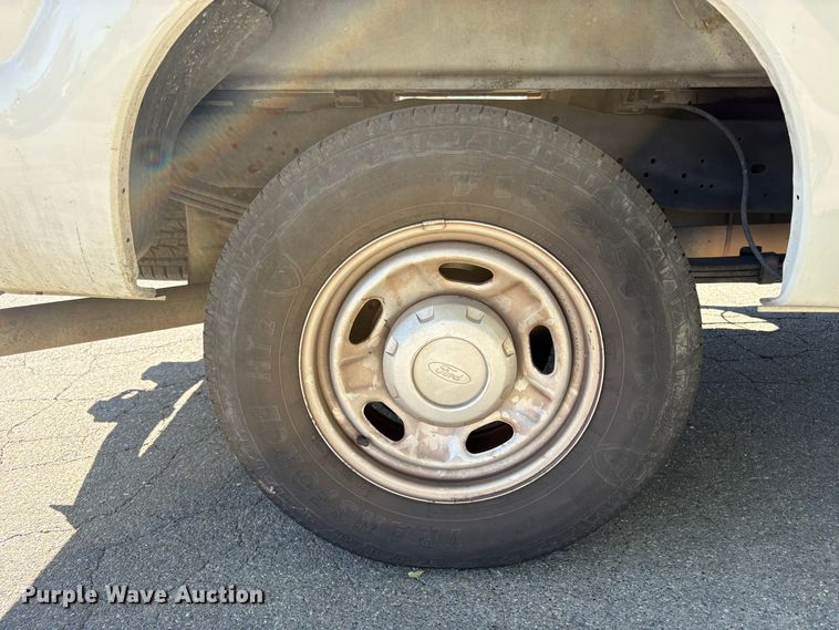 image for item EP3021 2015 Ford F250 Super Duty pickup truck