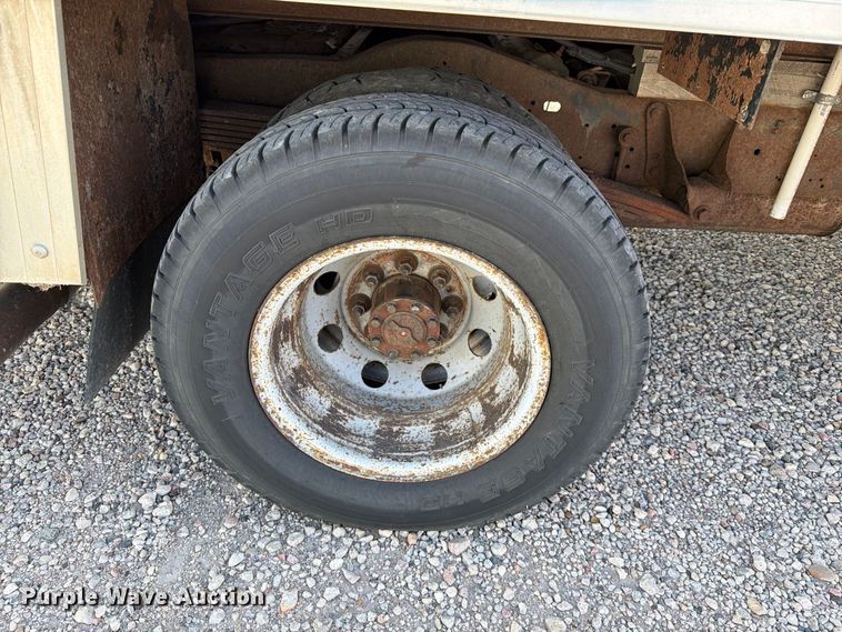 image for item ER1987 2005 Ford E450 box truck