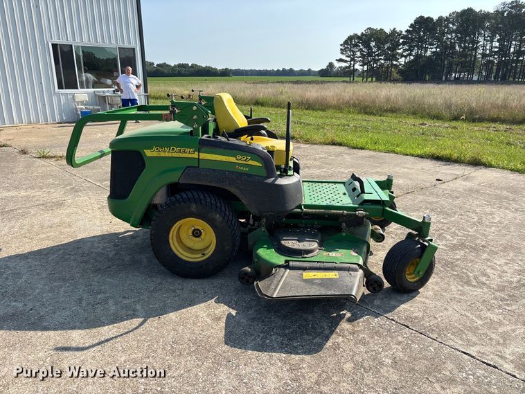 image for item ER3210 John Deere 997 ZTrac ZTR lawn mower