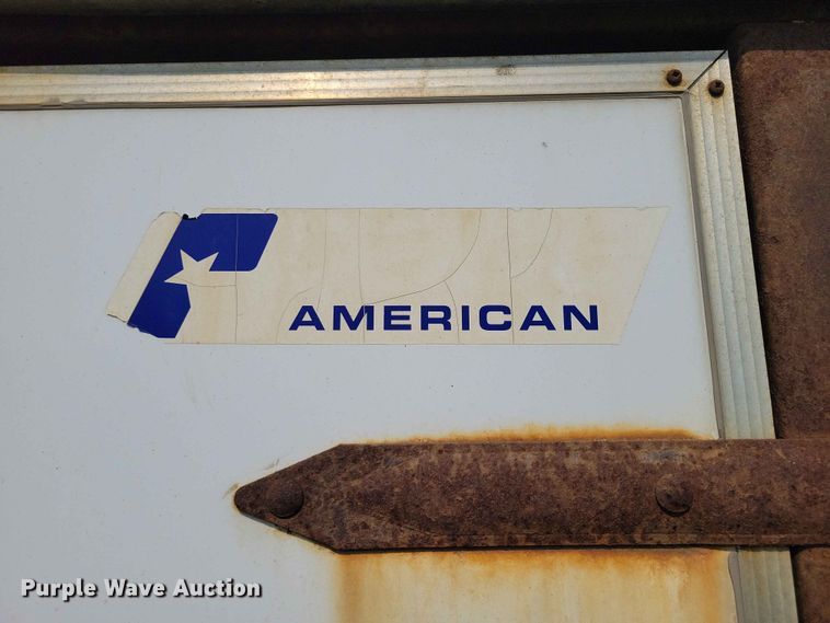 image for item ES2915 2000 Pace American Cargo Sport 